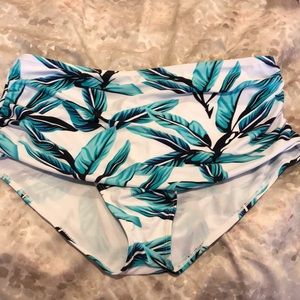 High Wasted Bikini Bottoms 🌴